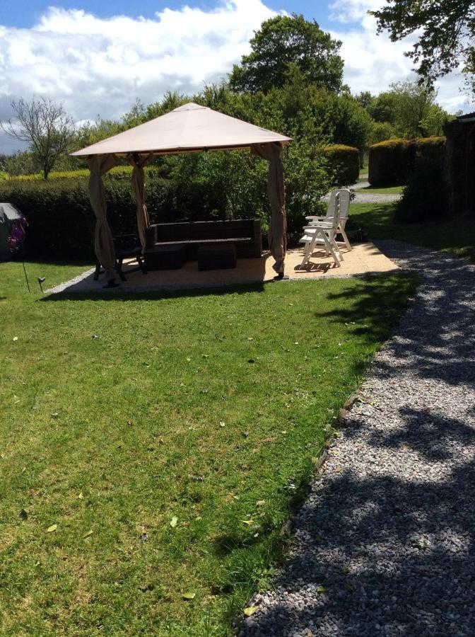 Le Boterff Gites Et Camping Saint-Mayeux 외부 사진