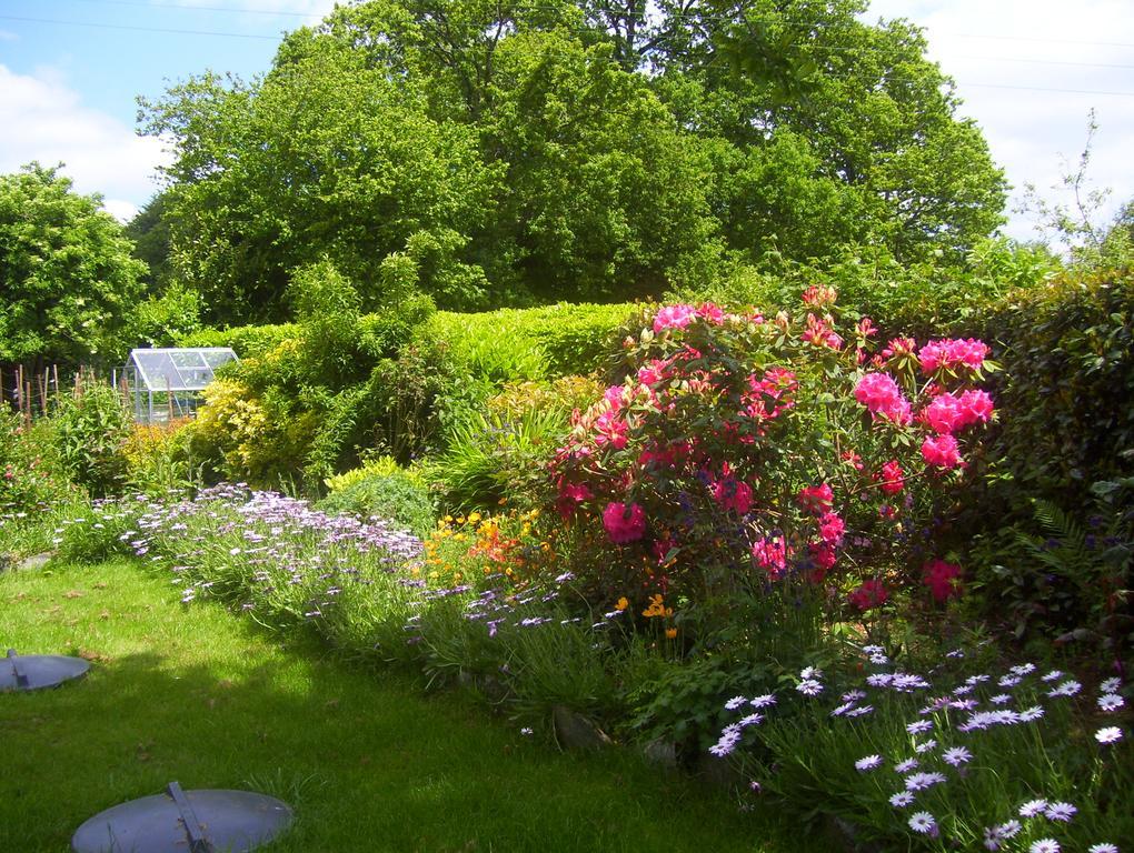 Le Boterff Gites Et Camping Saint-Mayeux 외부 사진